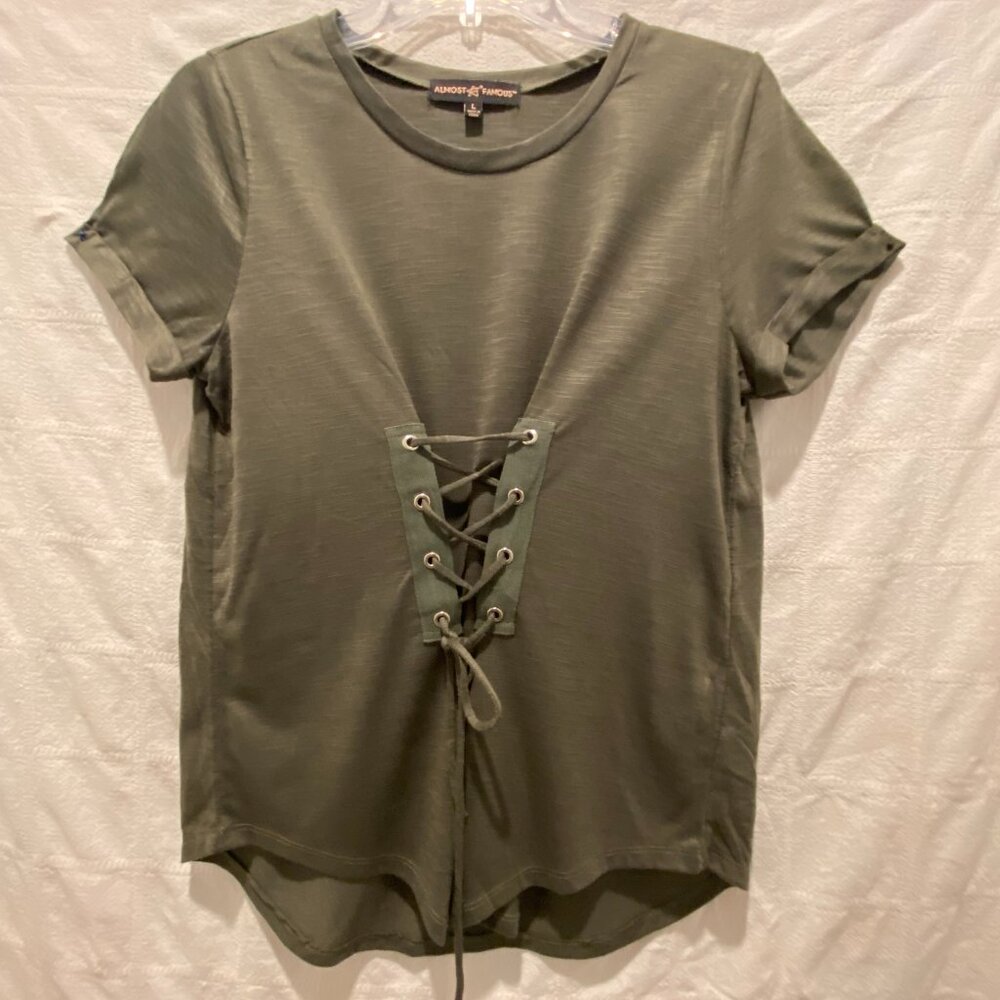 ALMOST FAMOUS LARGE TOP